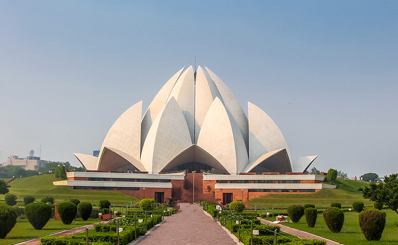 img/lotus-temple.jpg